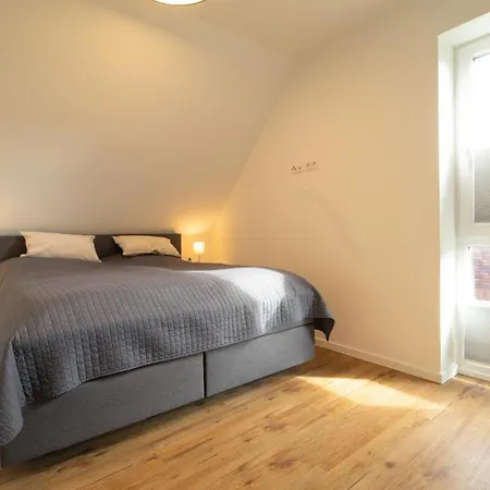 Kutterhafen 2 Mit Garten Und Sauna Fuer 4 Personen Holiday home Fedderwardersiel